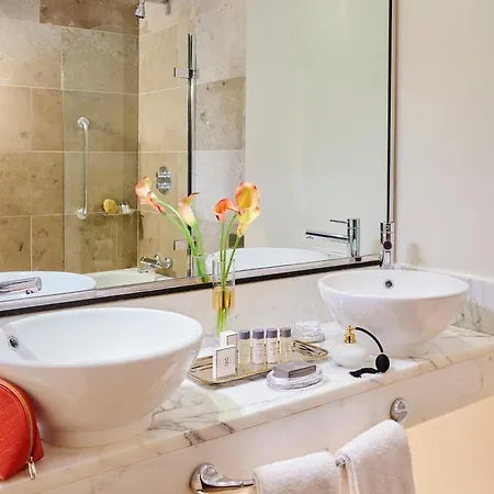 The G Hotel & Spa Galway Exterior photo Bathroom